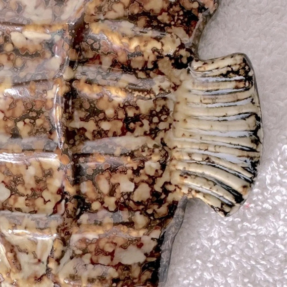 Vintage Brown  Speckled Ceramic Seahorse Wall Decor - Picture 5 of 9